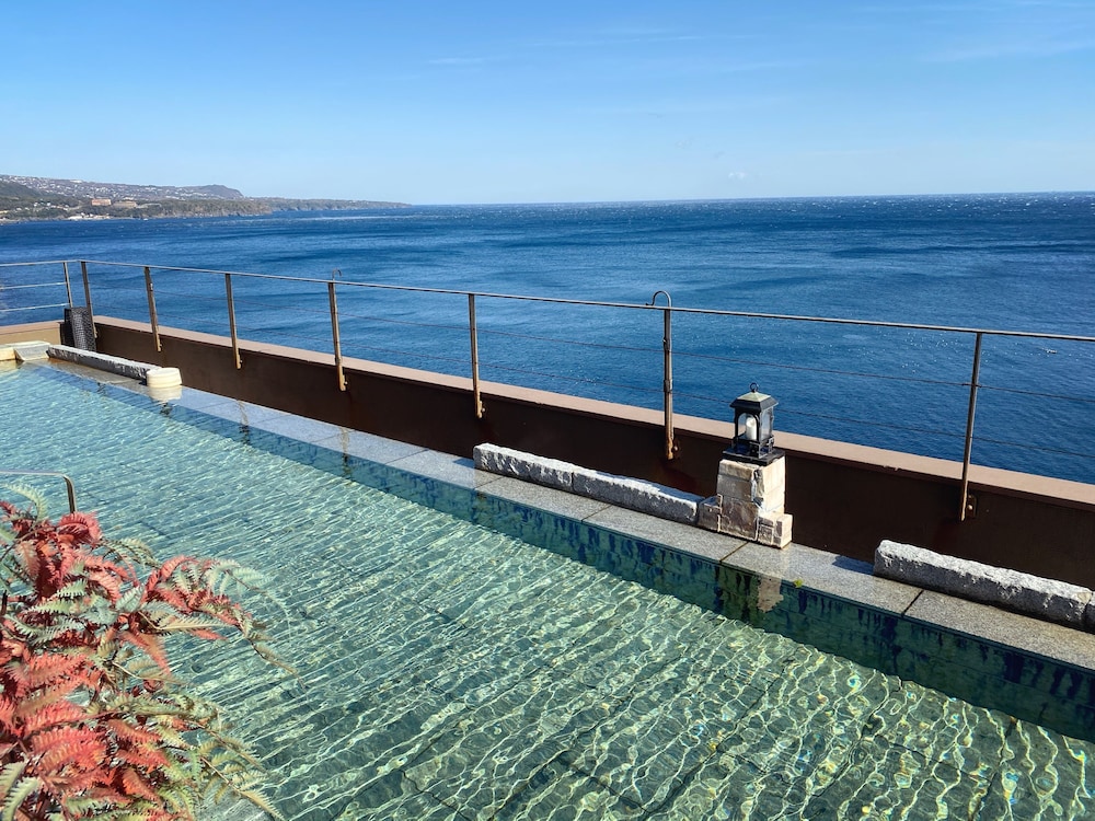 HOKKAWA ONSEN HOTEL 50/50