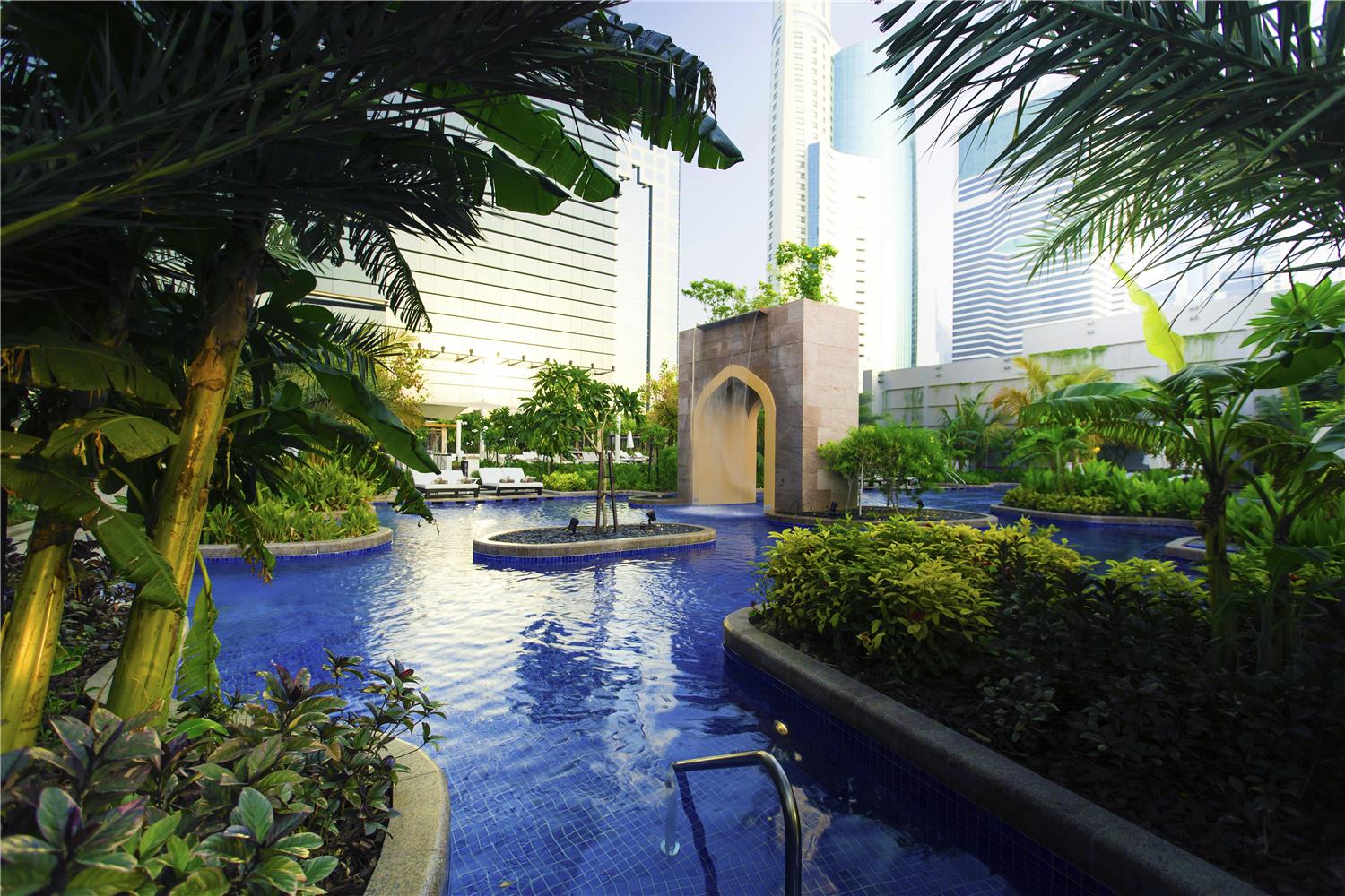 swimming pool spa