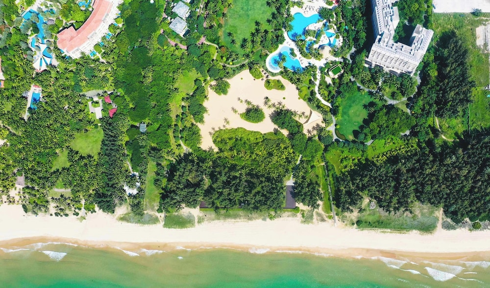 Shangri-La Sanya 45/48