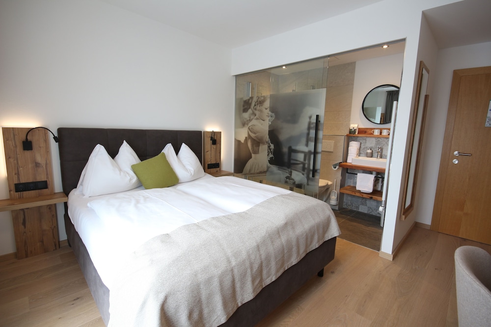 LANDHOTEL LAUDERSBACH 13/71