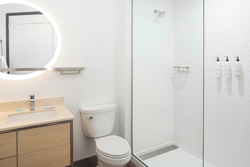 TownePlace Suites by Marriott Pigeon Forge 44/50