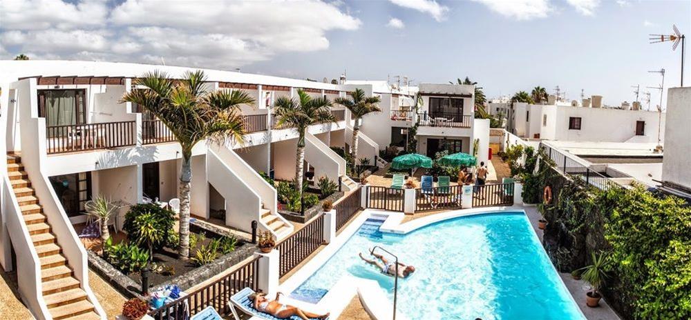 Las Lilas Apartments 4/34