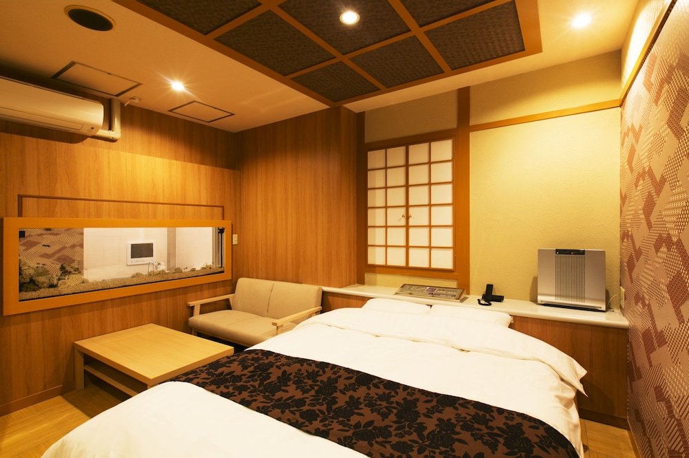 Hotel Atlantis Higashiosaka - Adults Only 5/28