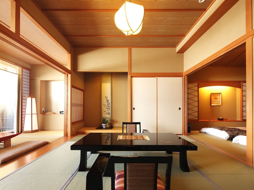 Bettei Koshi no Sato 48/65