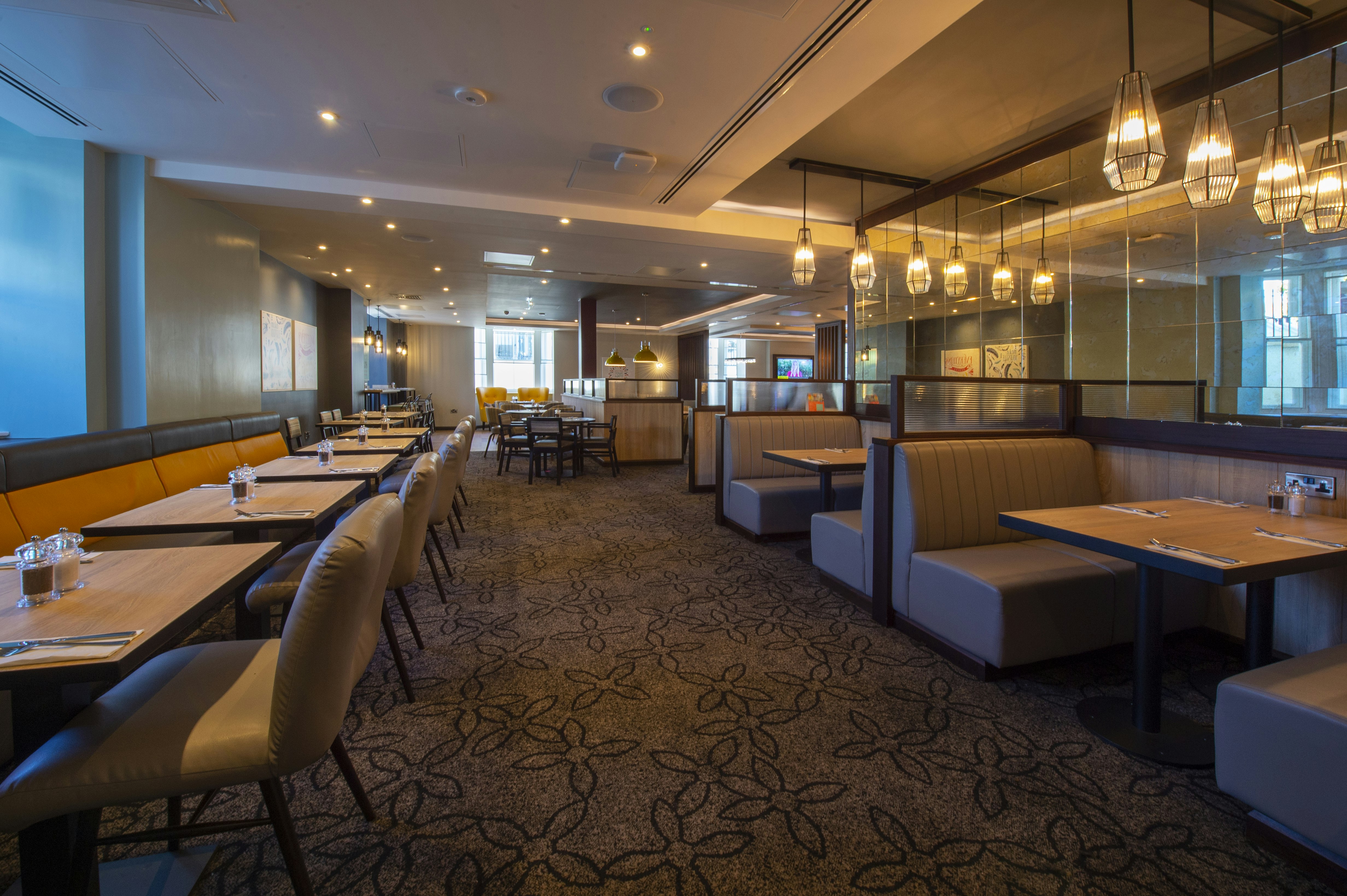 Premier Inn Llandudno Town Centre hotel 51/57