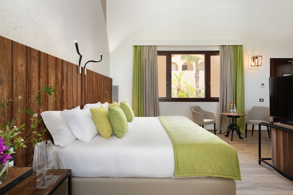 Momentum Wellness Bio Resort 9/75
