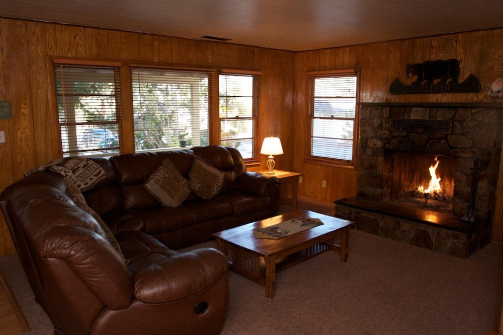 Sleepy Forest Cottages 40/65