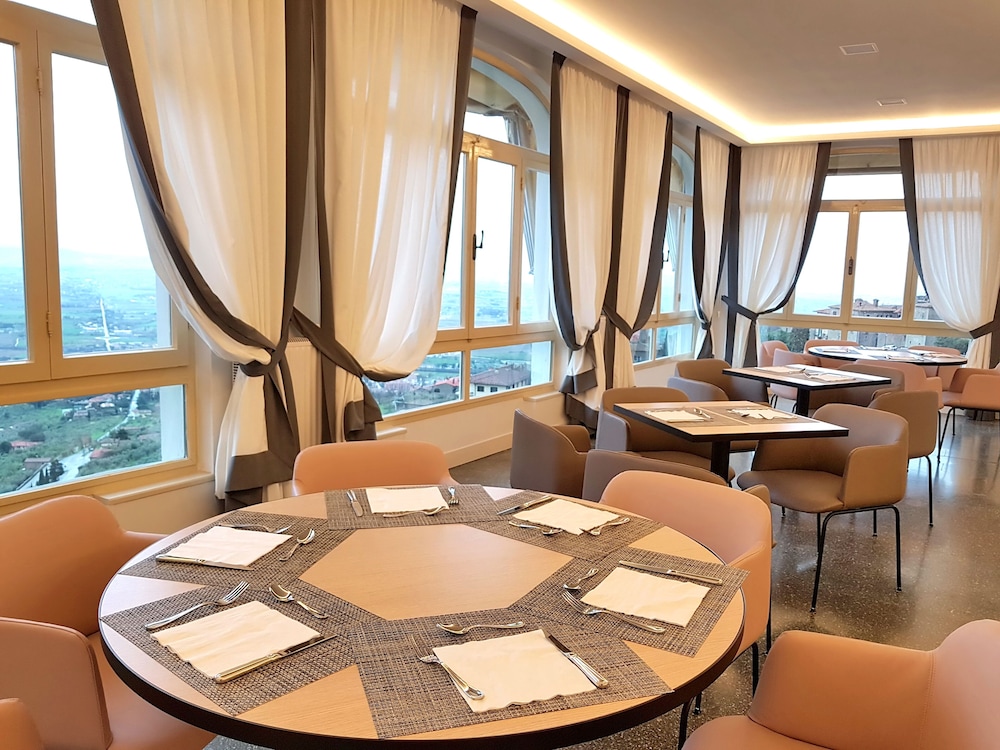 Hotel San Luca 35/48