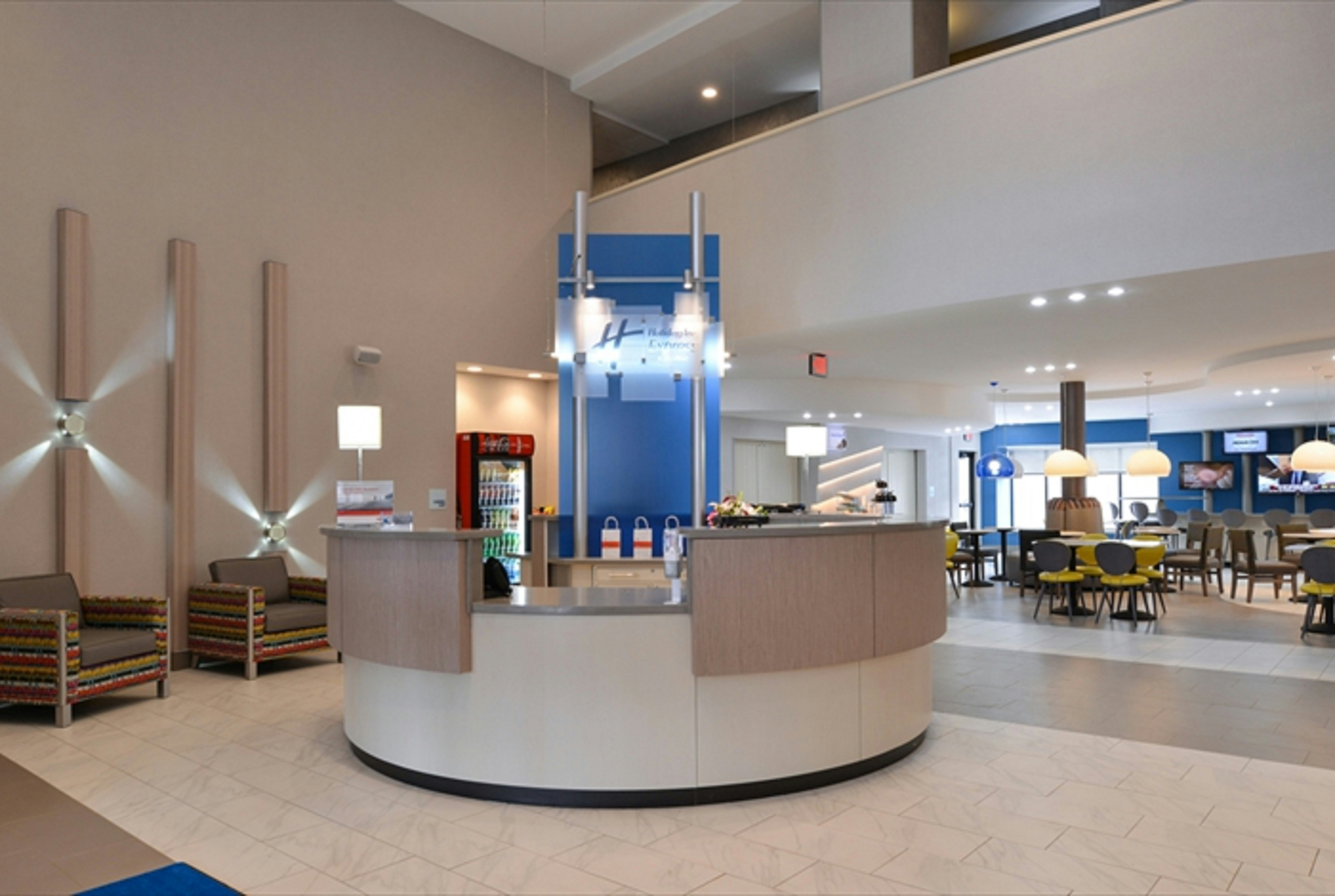 Holiday Inn Express Suites Shippensburg 10/65