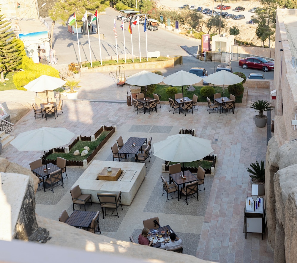 Petra Guest House Hotel 3/50