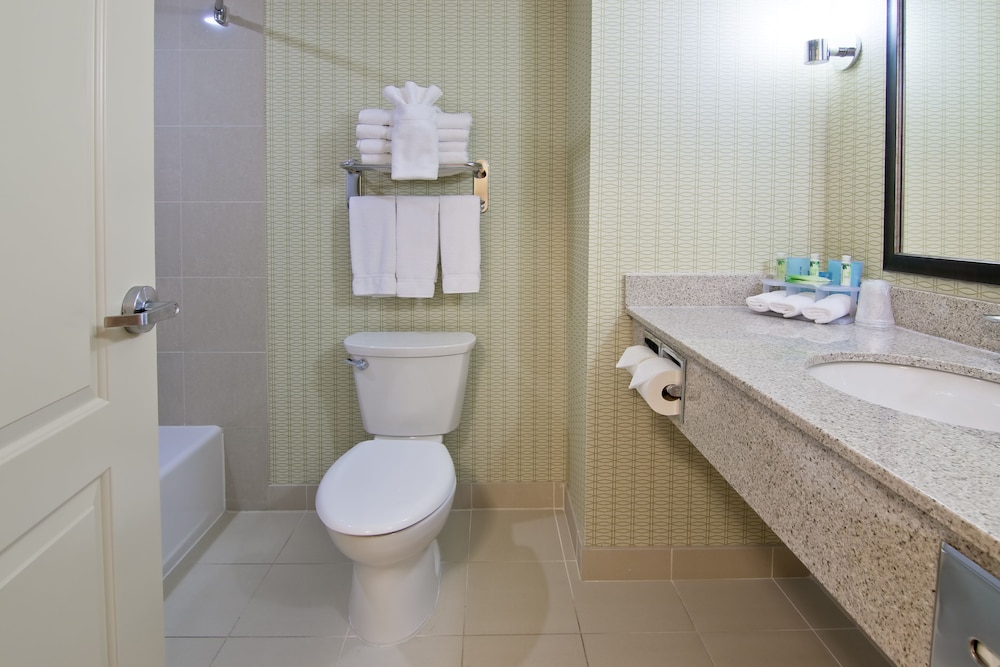 Wingate by Wyndham Fort Saskatchewan 63/64