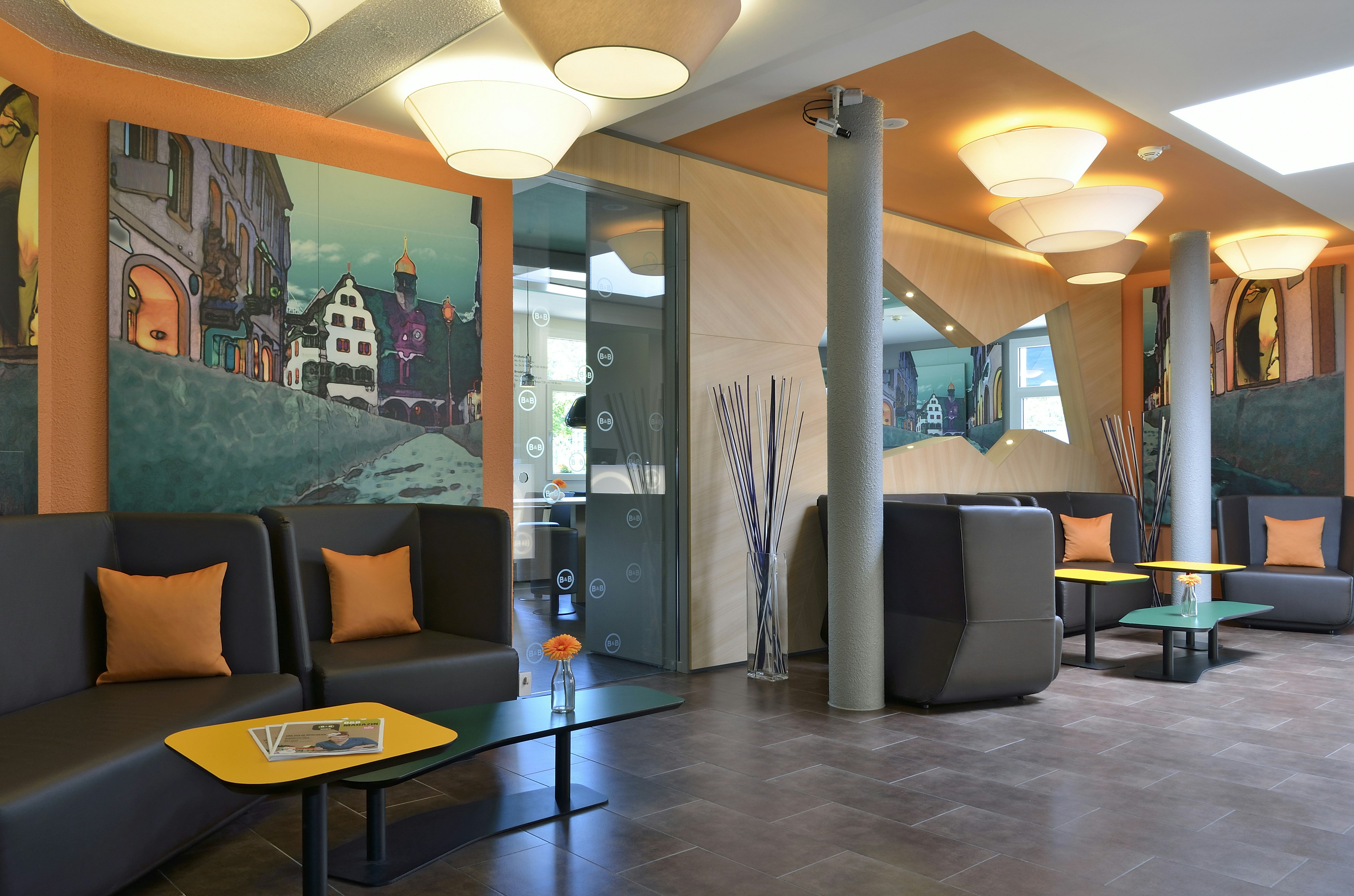 B&B Hotel Freiburg Nord 8/17