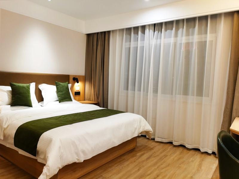 GreenTree Inn Ankang Middle Bashan Road Business Hotel 27/43