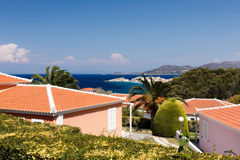 Arion Hotel Samos 62/63