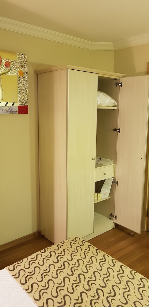 Grand Zeybek Hotel 49/50
