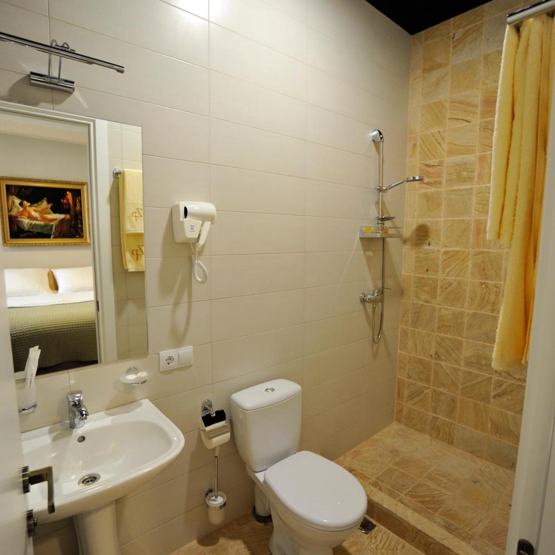 ZP HOTEL 39/45