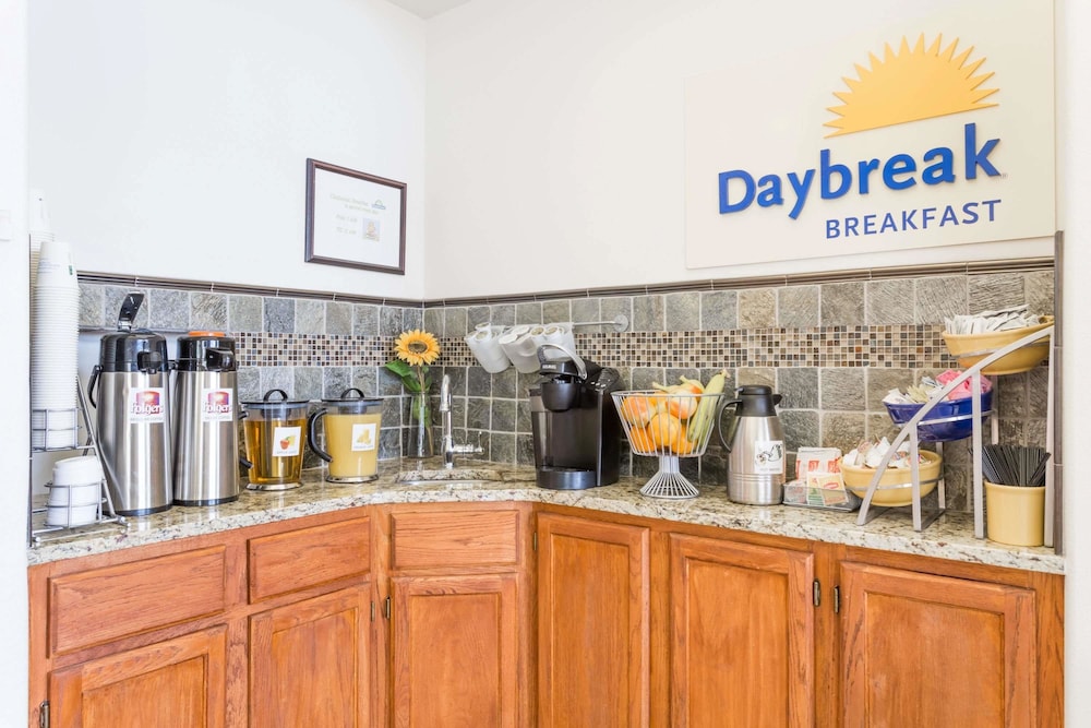 Days Inn By Wyndham Kimball 7/21