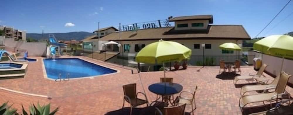 Summit Lago Hotel 56/62
