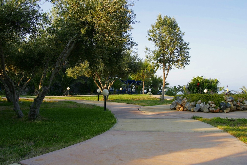 Hersonissos Maris 46/49