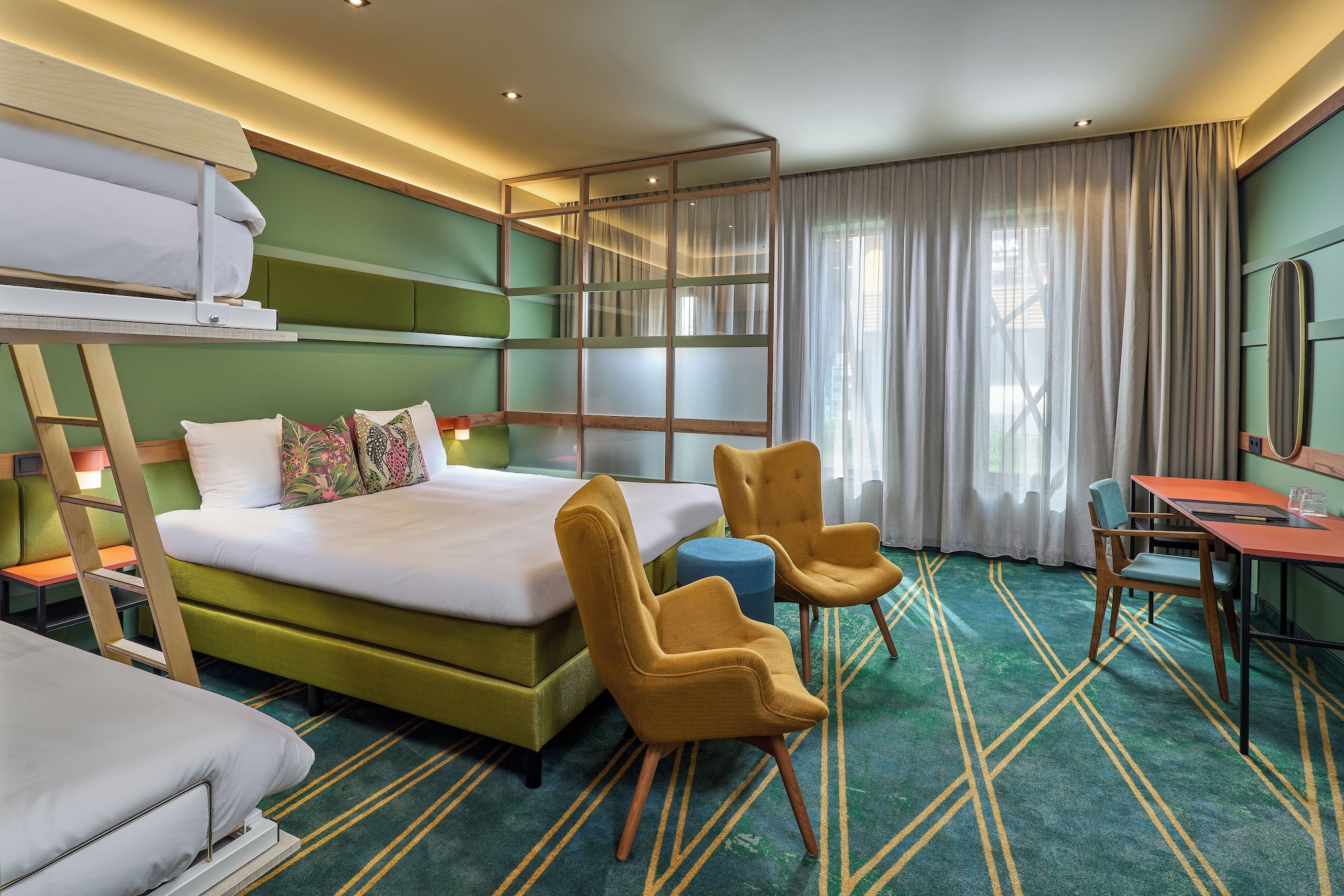 غرفة عائلية رباعية بسرير كوين بغرفة نوم واحدة