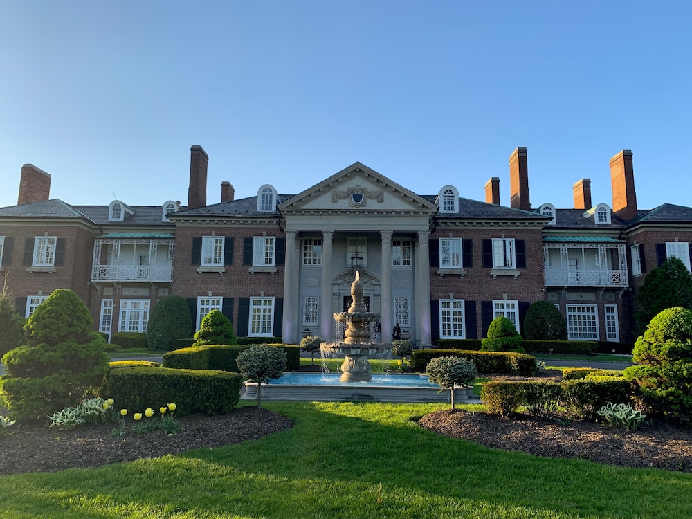 Glen Cove Mansion Hotel 48/51