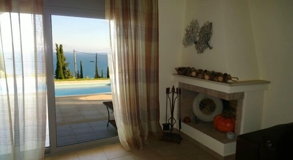 Erofili Villas 10/50