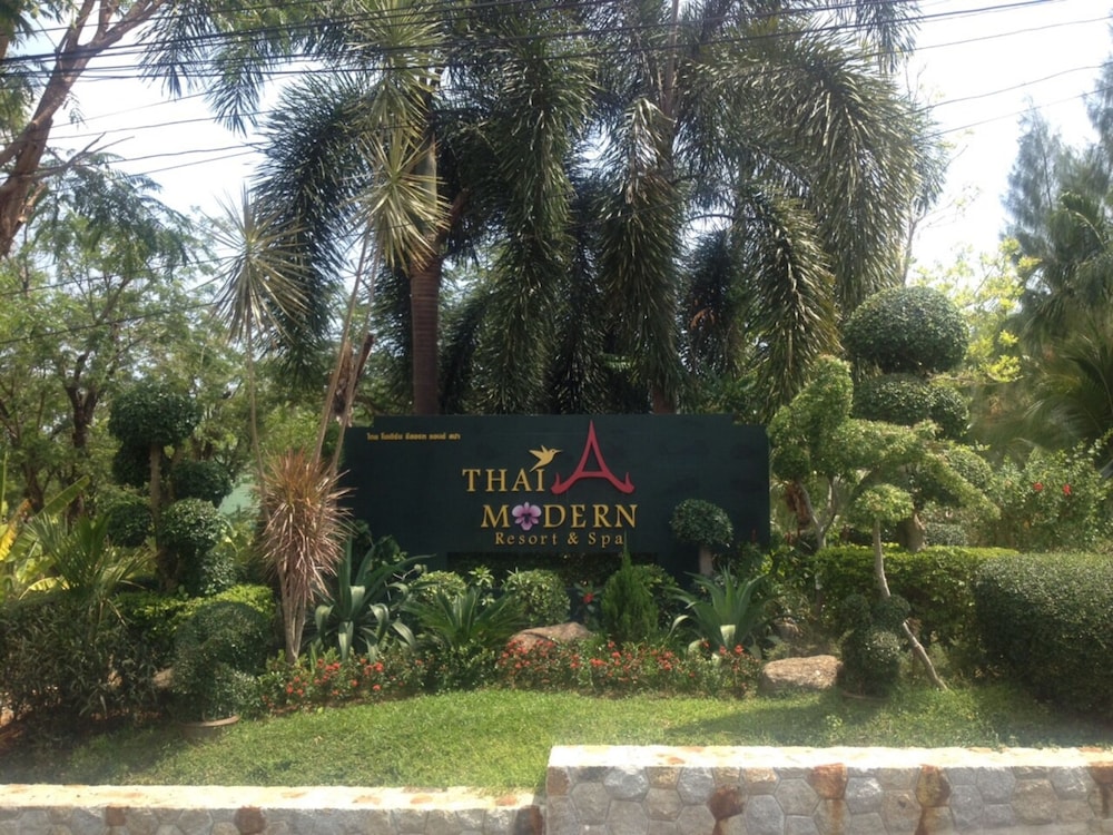 Thai Modern Resort and Spa 6/83