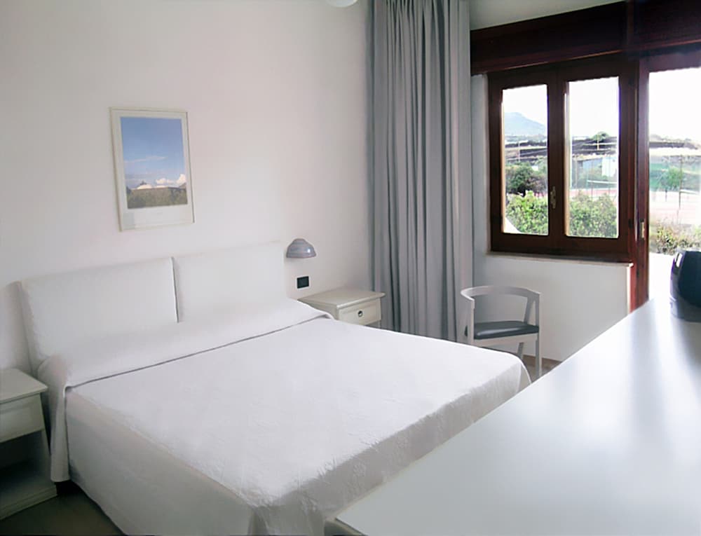 Cossyra Hotel 4/50