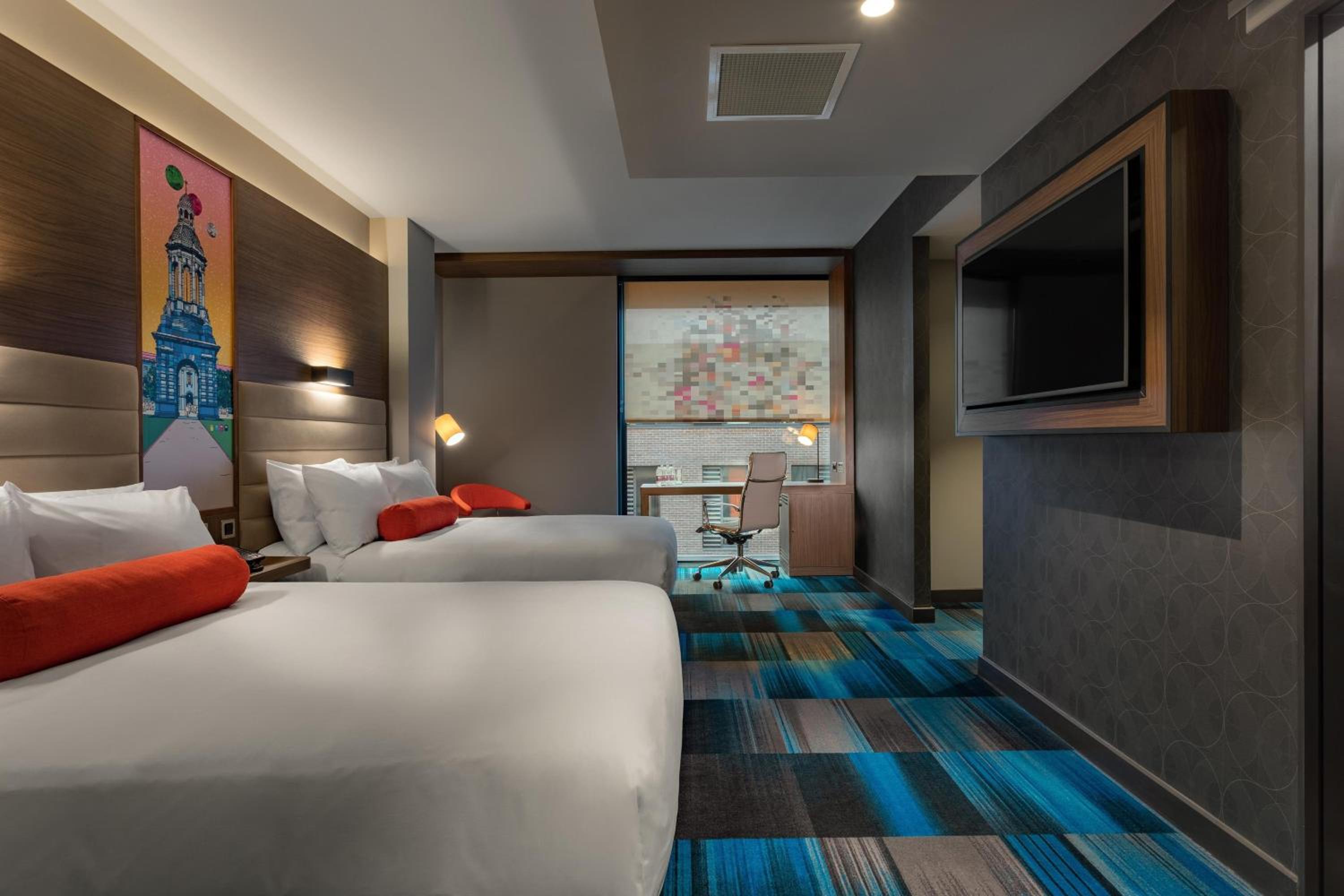 Urban, Twin Beds
