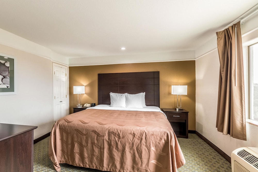 Quality Inn & Suites Seaworld North 16/42
