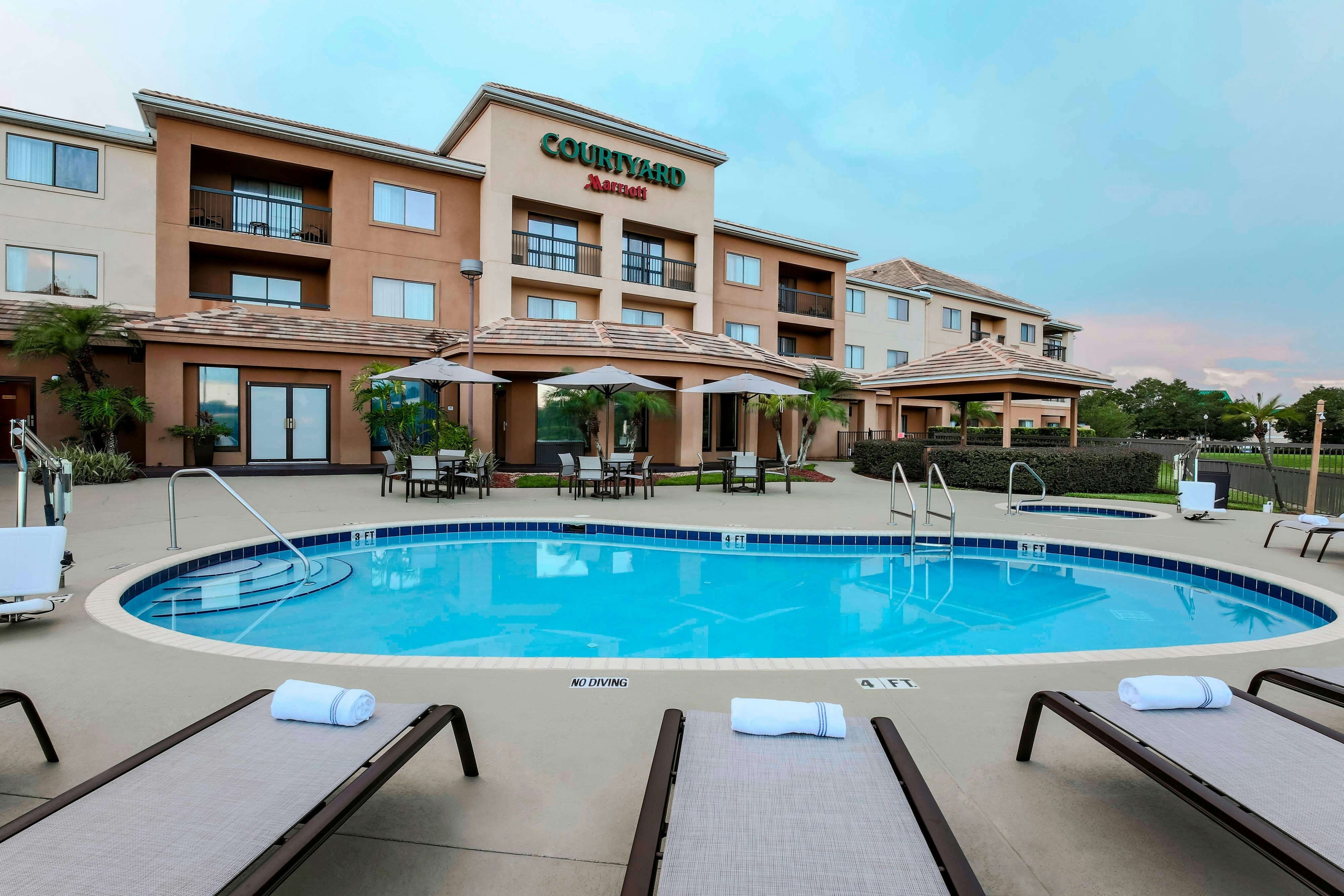 Courtyard by Marriott Orlando Lake Mary/North 1/23