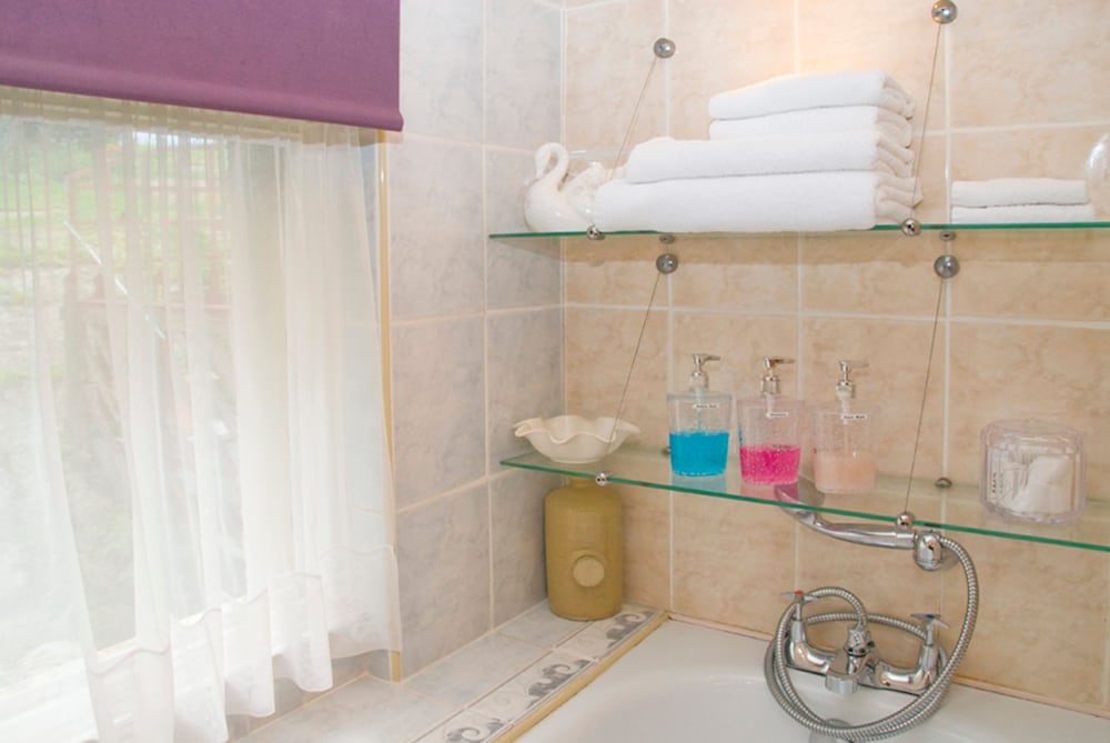 Beech Hill House B & B 46/50