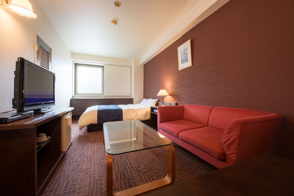 Hotel Cerezo 36/47