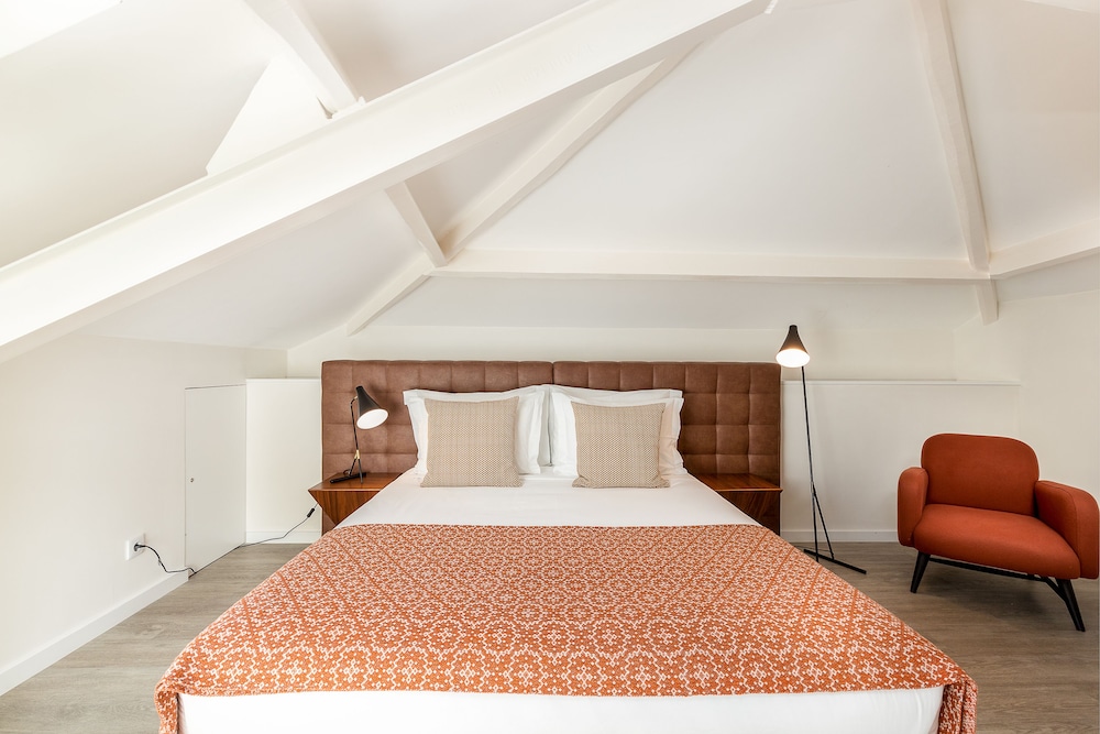 Your Opo Central Apartments 30/50