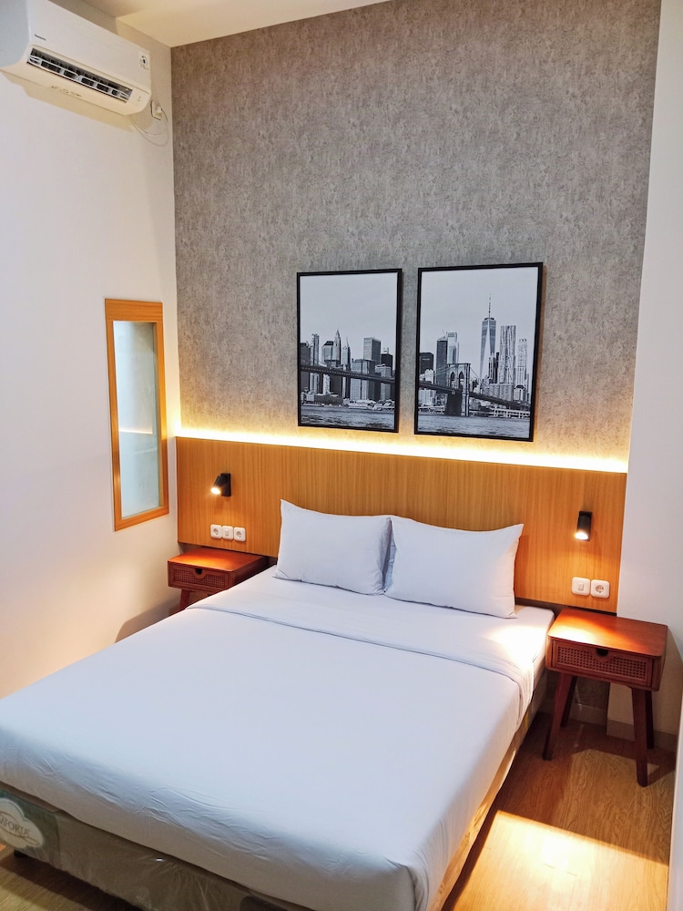 ANDITA HOTEL(KT) 28/50