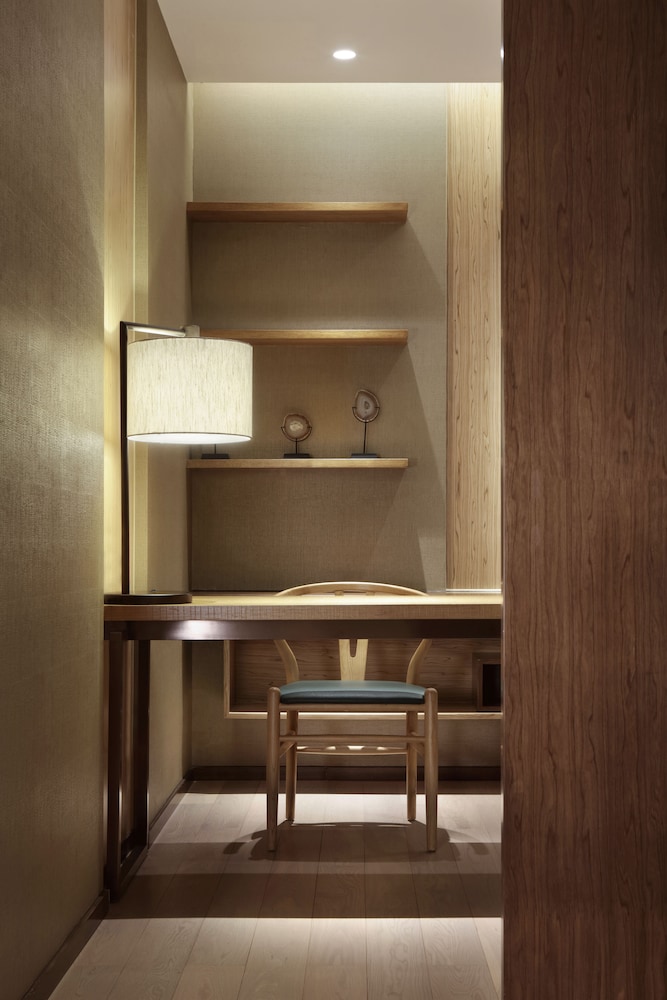 Four Points By Sheraton Chengdu Pujiang Resort 19/37