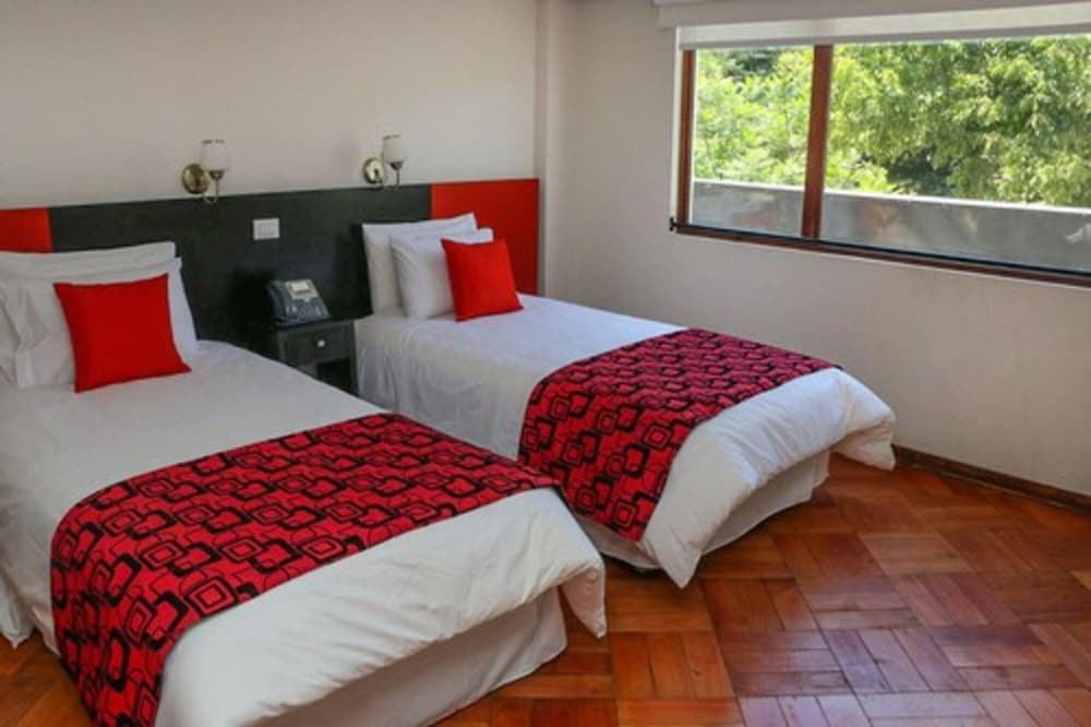 Hotel Plaza Nunoa 5/37