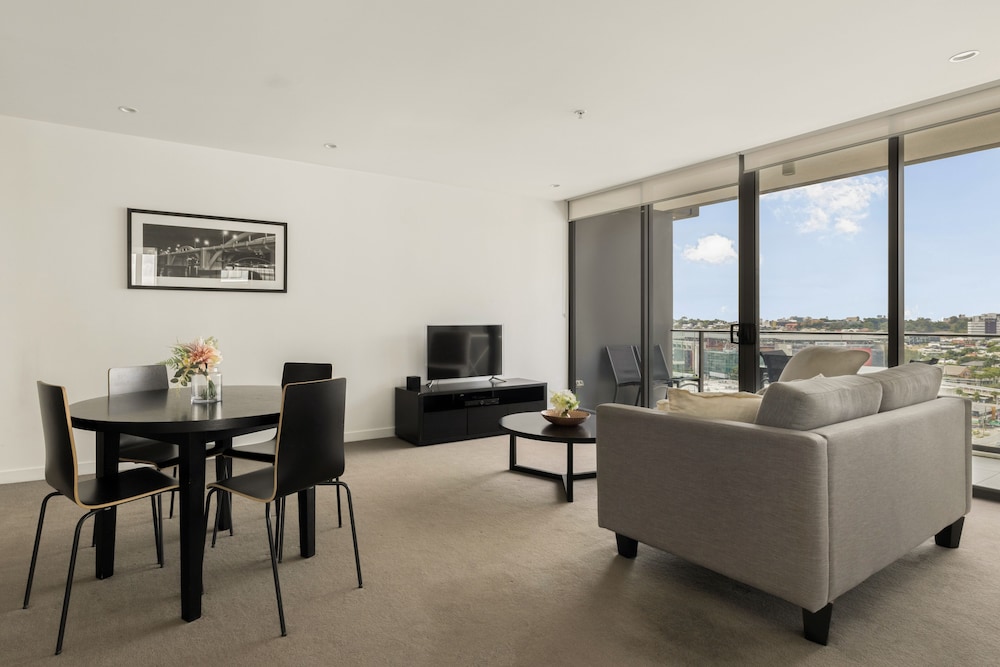 The Milton Brisbane 31/50