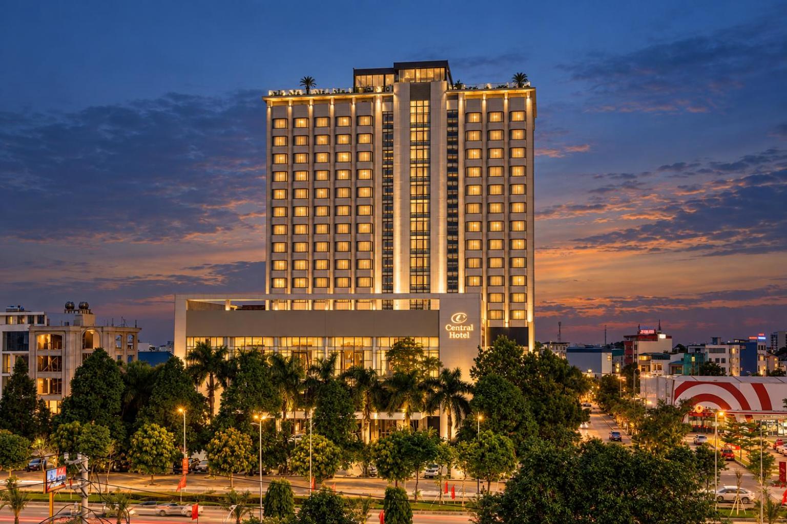 Central Hotel Thanh Hoa 1/48