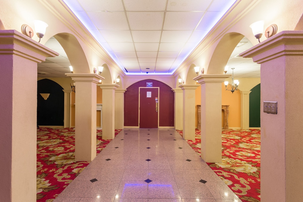 Bossier Inn And Suites 14/18