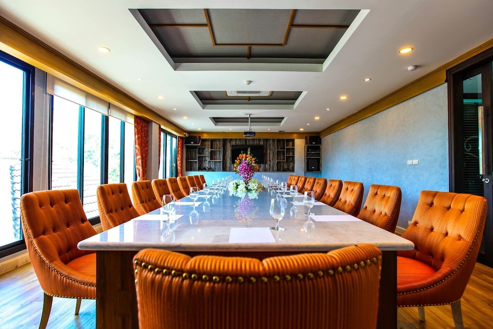 I Calm Resort Cha Am 60/72