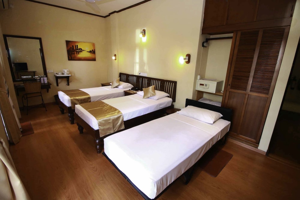 Colombo City Hotel 11/49