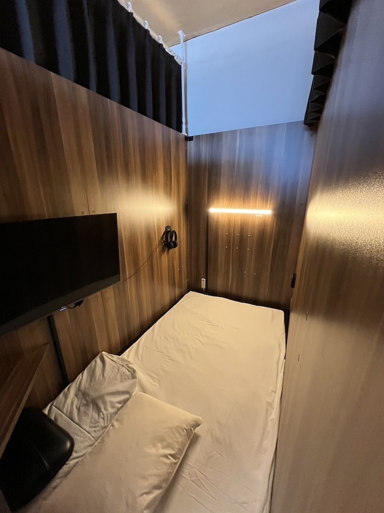 Ueno Station Hostel Oriental 1 17/50