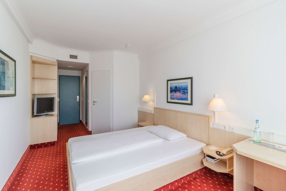 InterCityHotel Schwerin 11/53