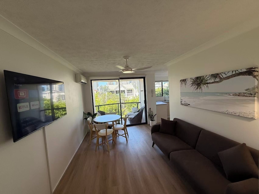 1 BEDROOM, SUPERIOR, APARTMENT