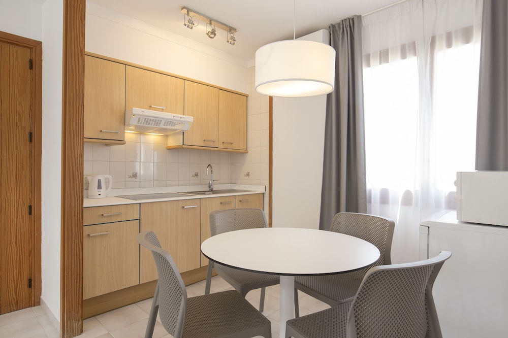 Las Velas Apartments 46/57