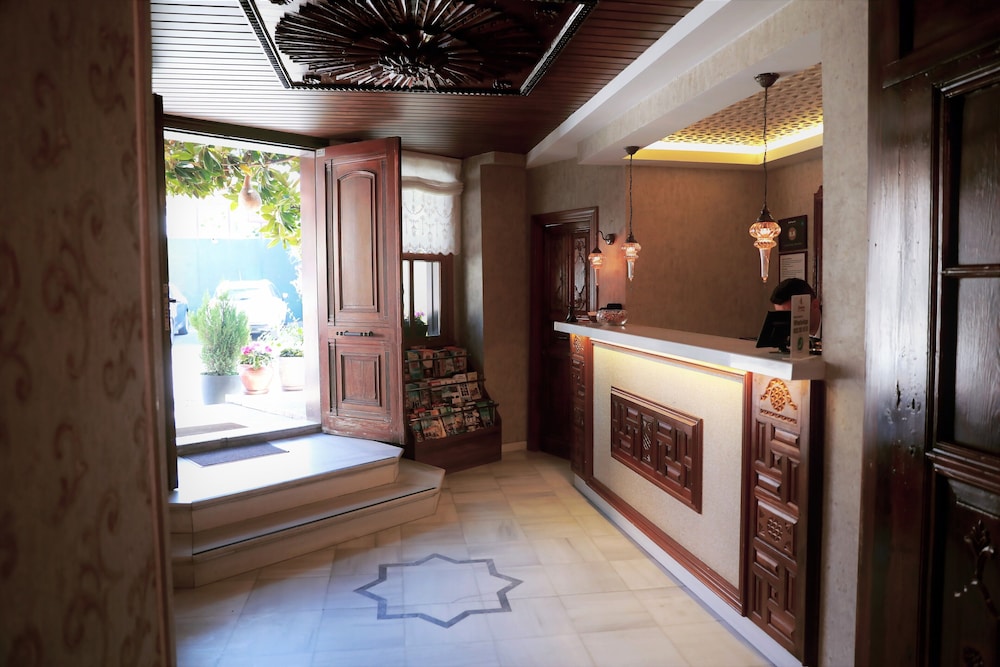 Lobby at Yusufpasa Konagi, ISTANBUL