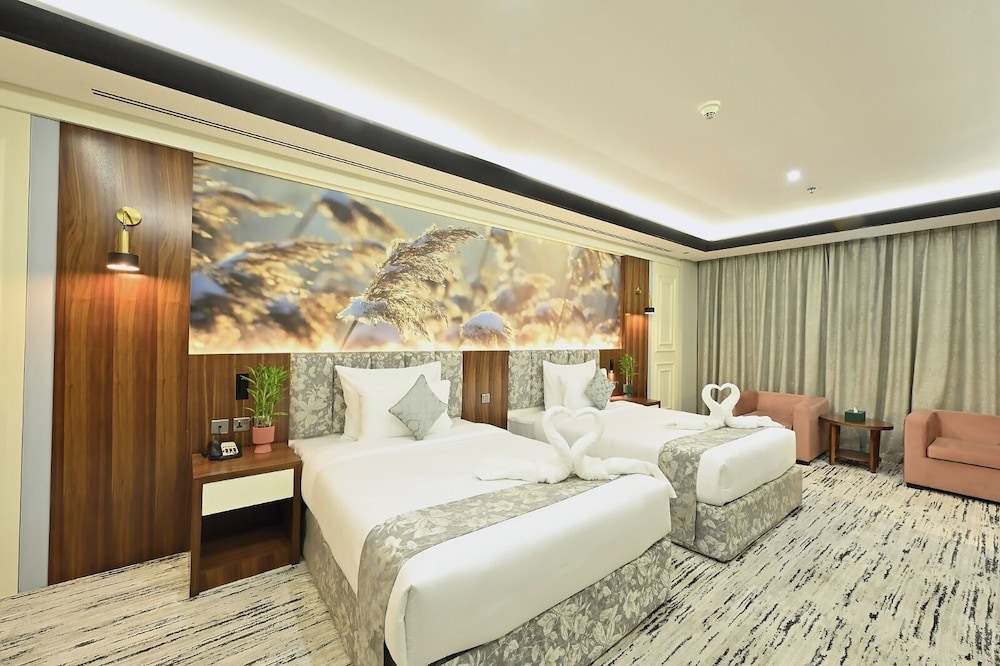Pavilion Palace Hotel 18/43