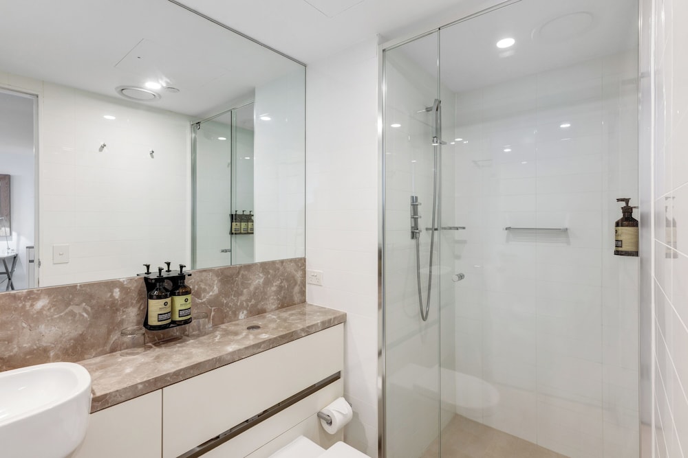 2 Bedrooms, Luxury, Apartment, King and Twin Beds, Ocean View, 2 Bathrooms، Holiday Holiday Soul Surfers Paradise 7/8