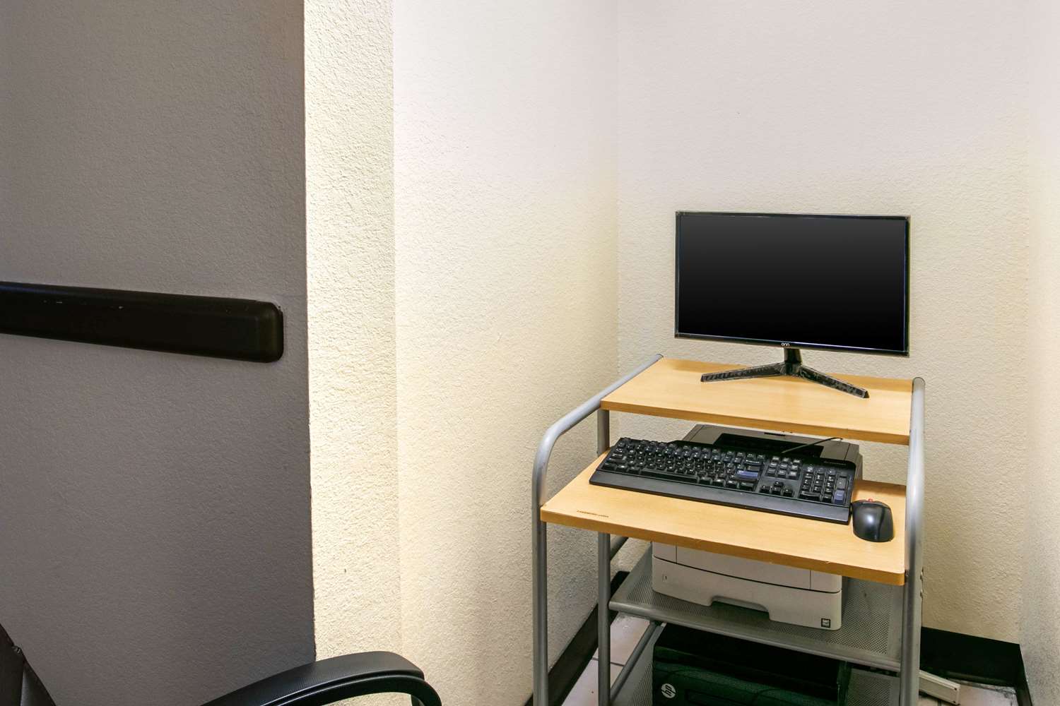 Quality Inn and Suites Metropolis I-24 20/25